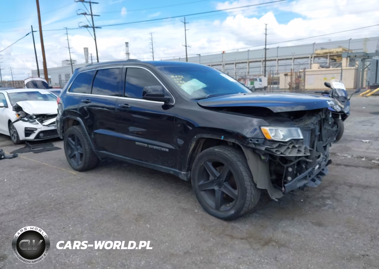 2017 Jeep Grand Cherokee Laredo 4X2