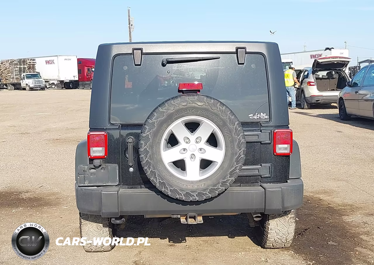 2012 Jeep Wrangler Unlimited Sport VIN:1C4BJWDG4CL284395 - 17