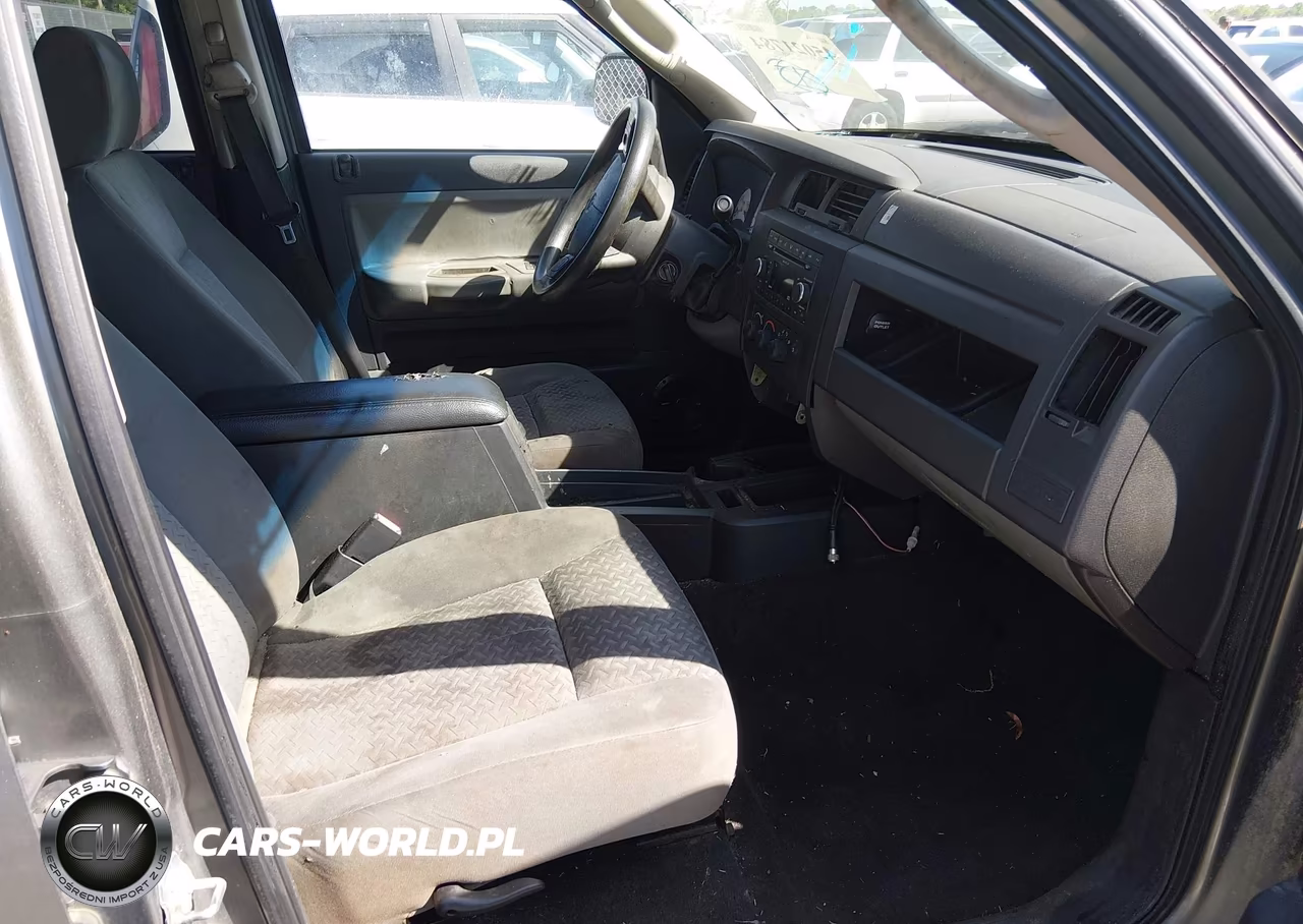2008 Dodge Dakota Sxt-Bighorn-Lonestar VIN:1D7HE38K58S605682 - 5