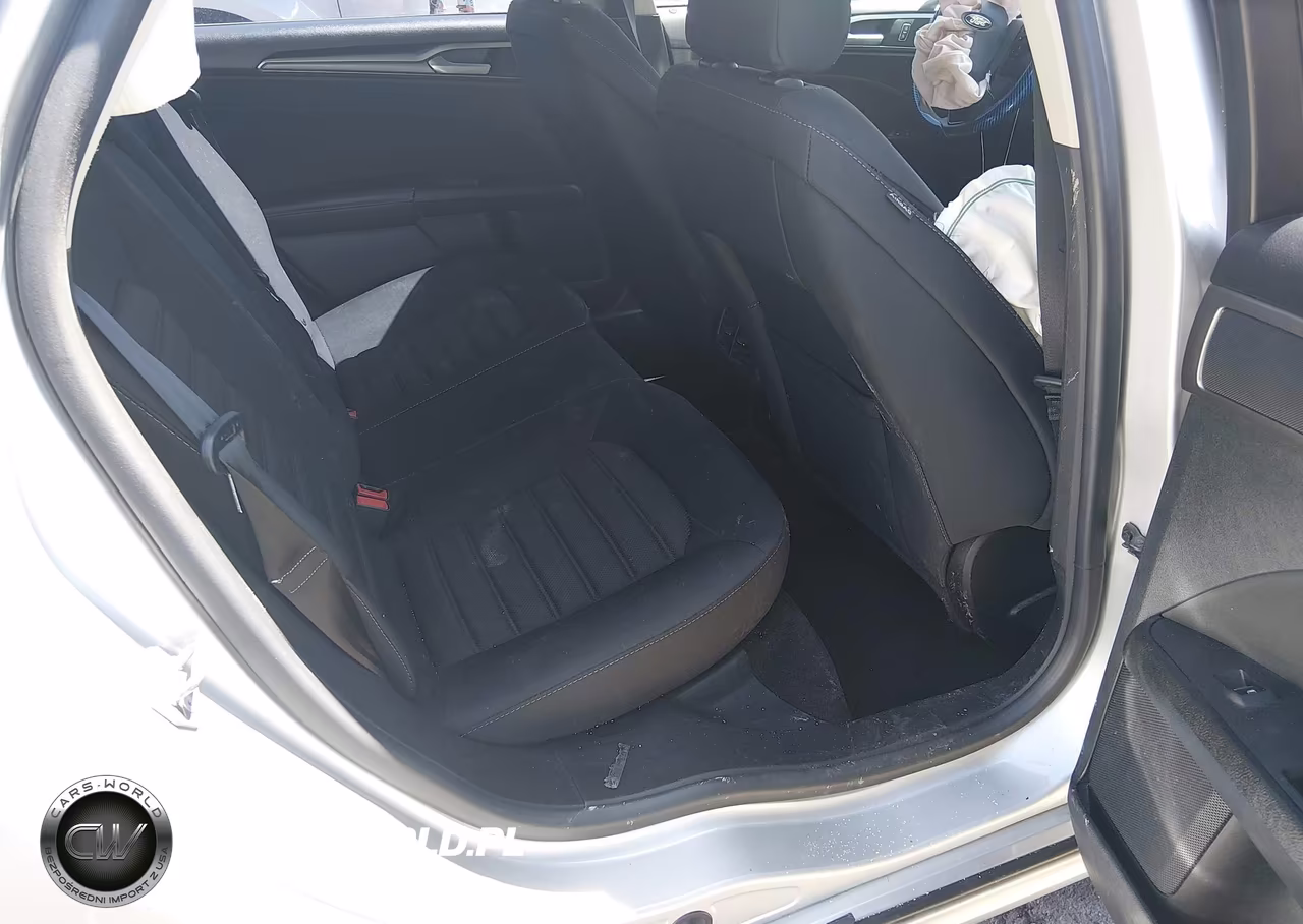 2018 Ford Fusion Se VIN:3FA6P0HD4JR241385 - 8