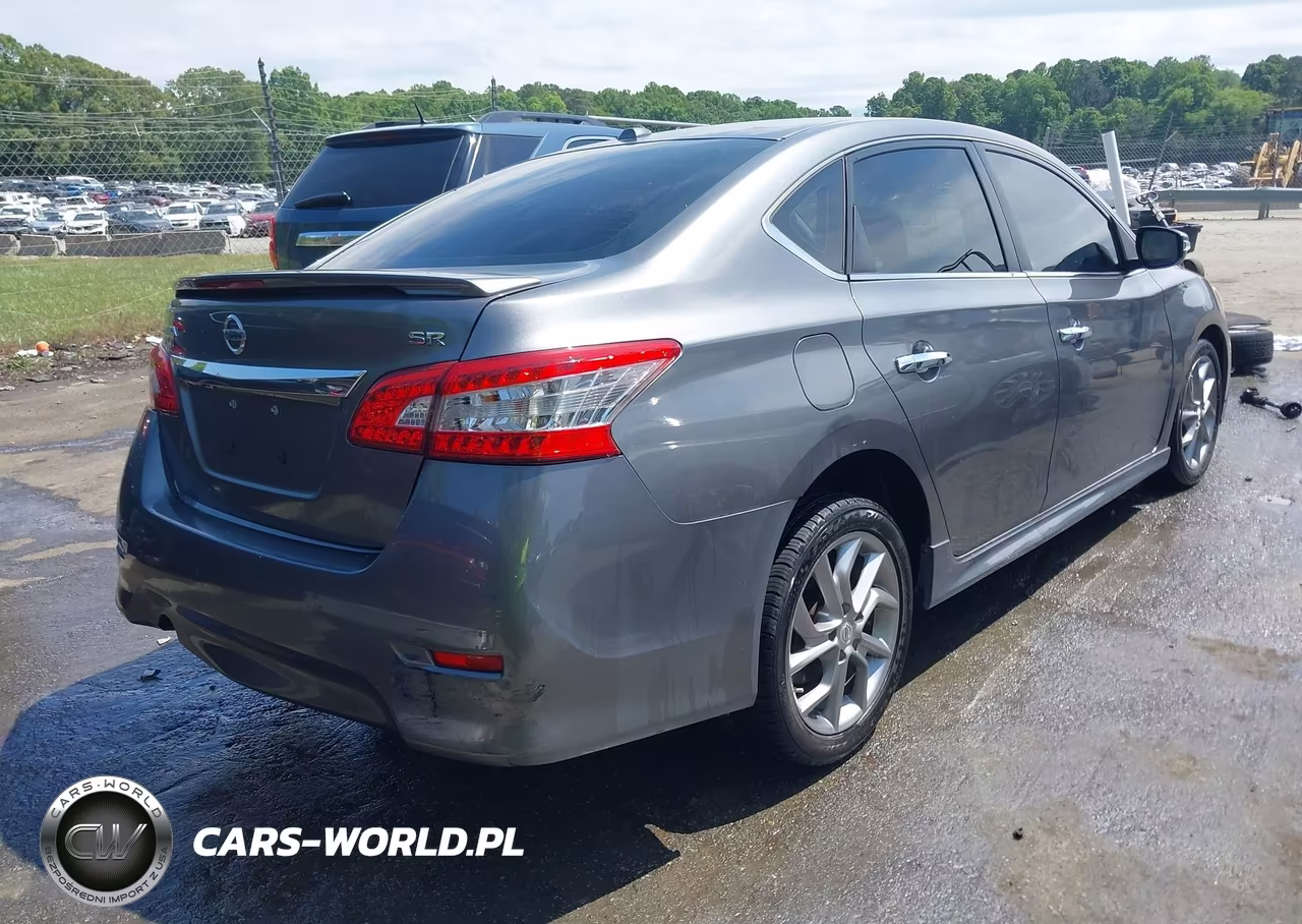 2015 Nissan Sentra Sr VIN:3N1AB7AP2FY236217 - 4