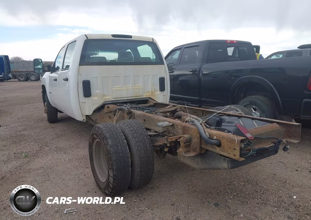 2013 Chevrolet Silverado 3500Hd Chassis Work Truck VIN:1GB4KZCGXDF241015 - 3