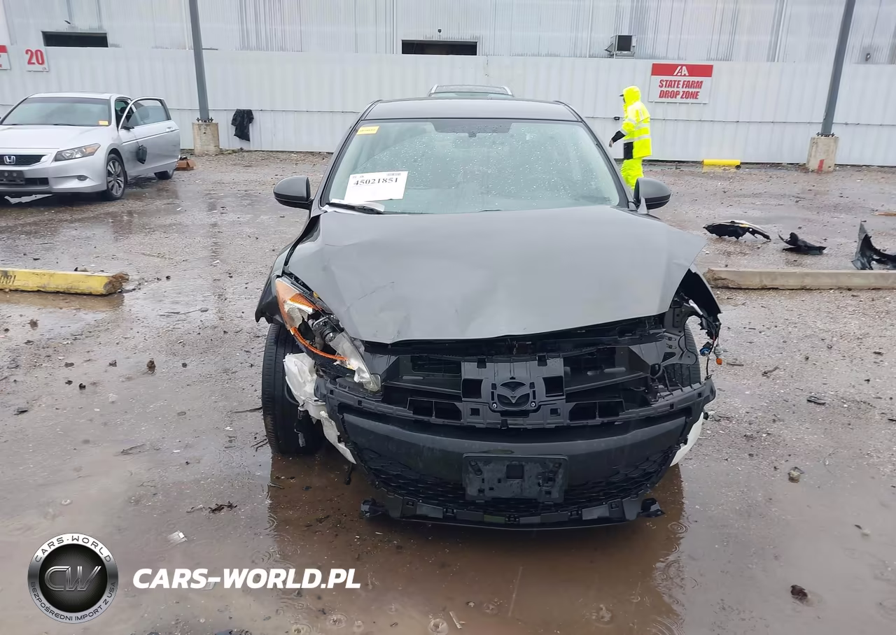 2012 Mazda Mazda3 I Touring VIN:JM1BL1V81C1652175 - 13