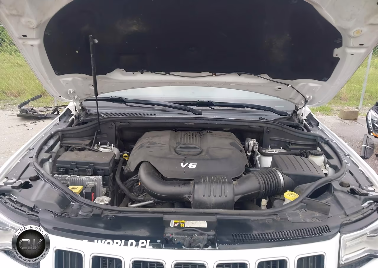 2015 Jeep Grand Cherokee Limited VIN:1C4RJEBG6FC779701 - 10