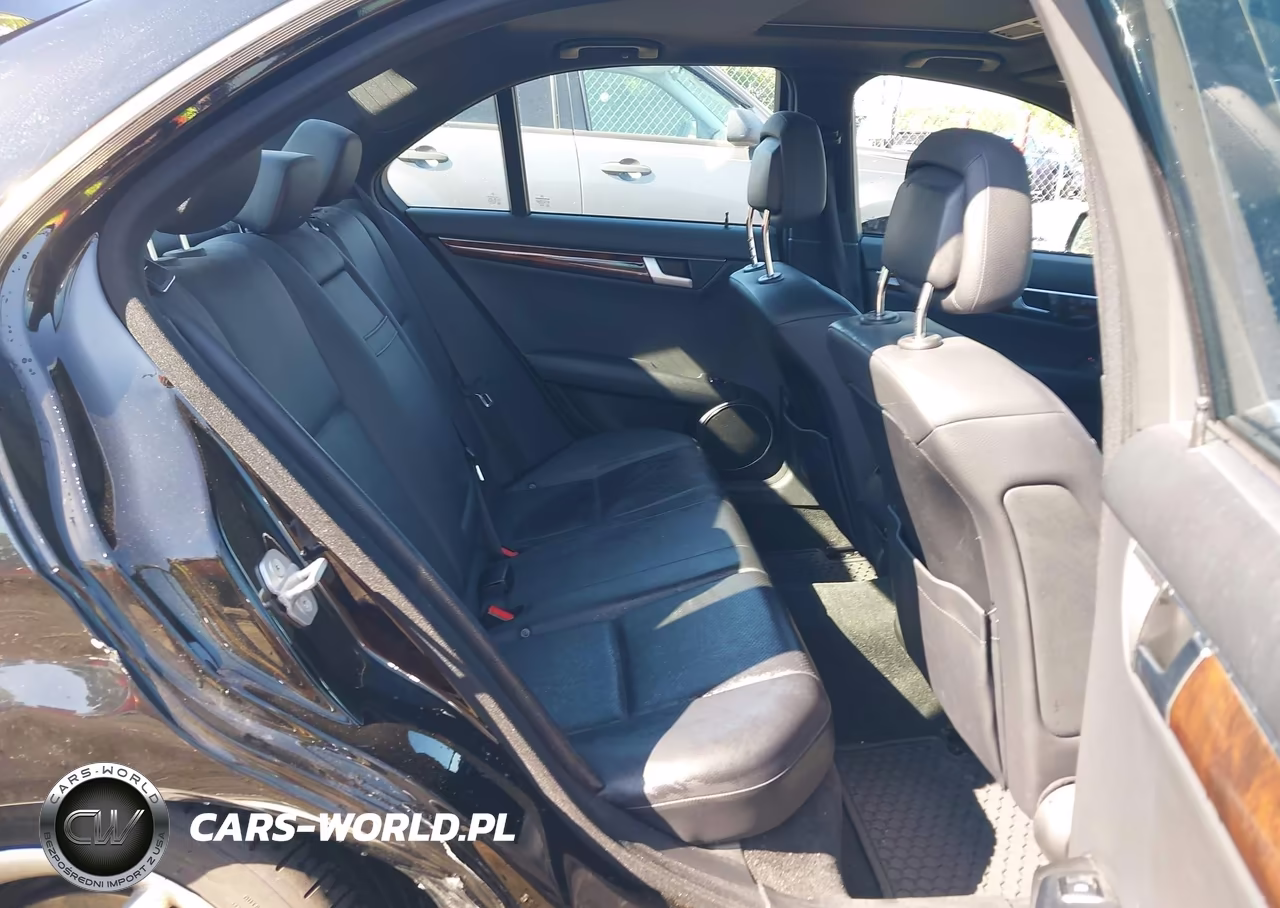 2013 Mercedes-Benz C 300 Sport 4Matic VIN:WDDGF8AB3DR253641 - 8