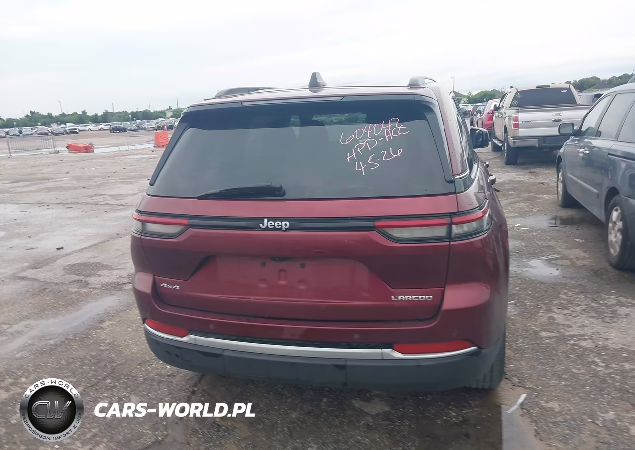 2023 Jeep Grand Cherokee Laredo 4X4 VIN:1C4RJHAG5PC674474 - 15