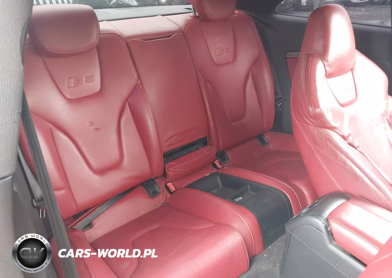 2010 Audi S5 Premium Plus VIN:WAUCVAFR1AA061697 - 8