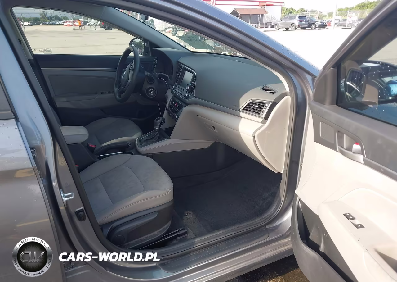2018 Hyundai Elantra Sel VIN:5NPD84LF4JH267907 - 5