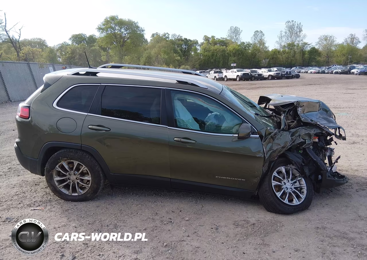 2021 Jeep Cherokee Latitude Lux 4X4 VIN:1C4PJMMX1MD149607 - 14
