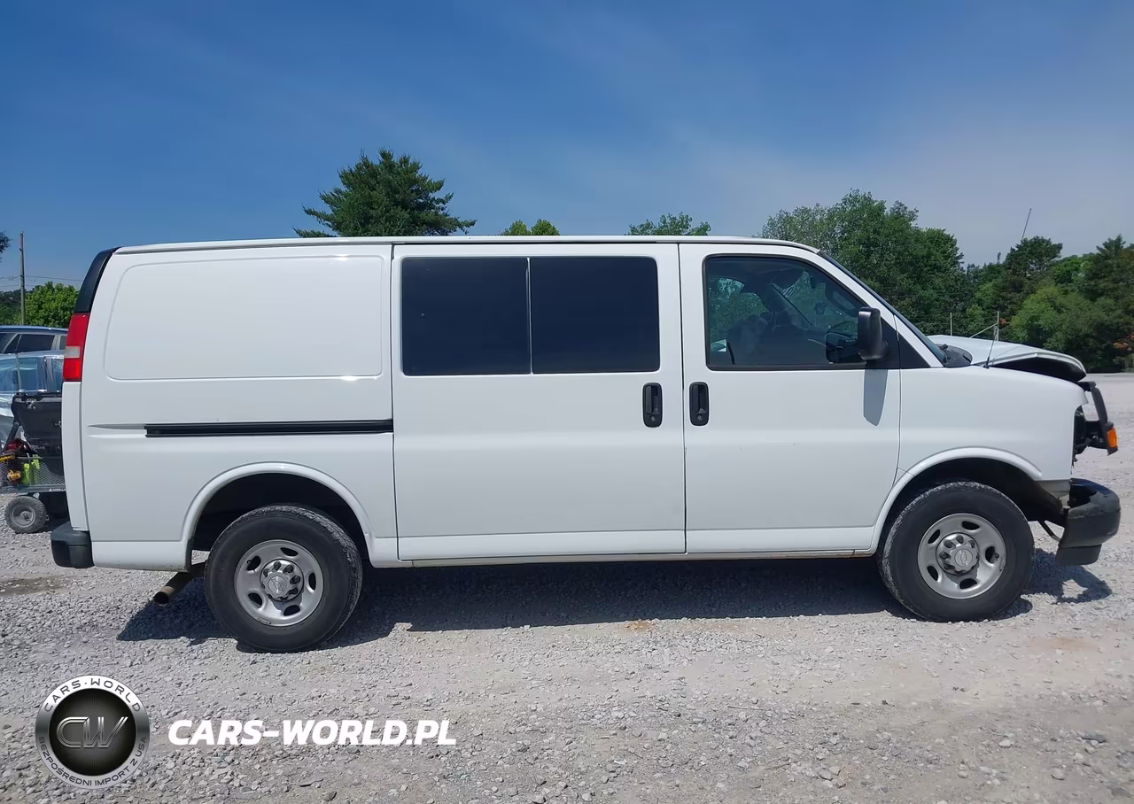 2017 Chevrolet Express 2500 Work Van VIN:1GCWGAFF1H1185107 - 13