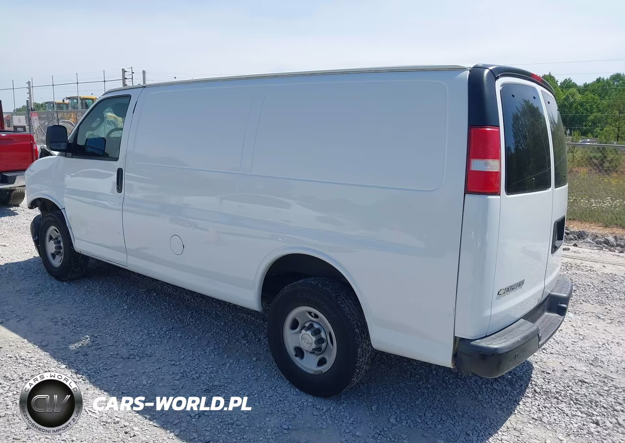 2017 Chevrolet Express 2500 Work Van VIN:1GCWGAFF1H1185107 - 3