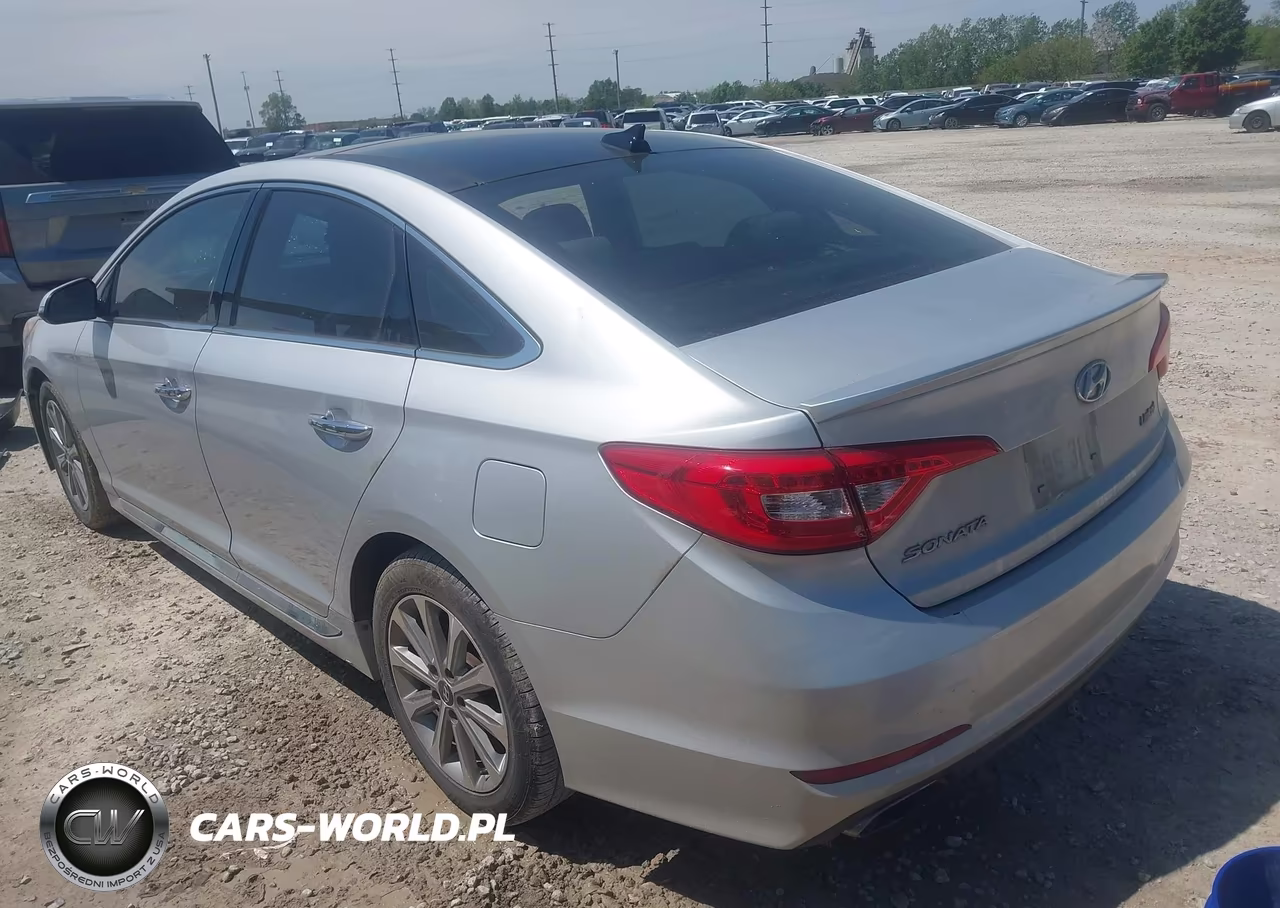 2016 Hyundai Sonata Limited VIN:5NPE34AFXGH427092 - 3