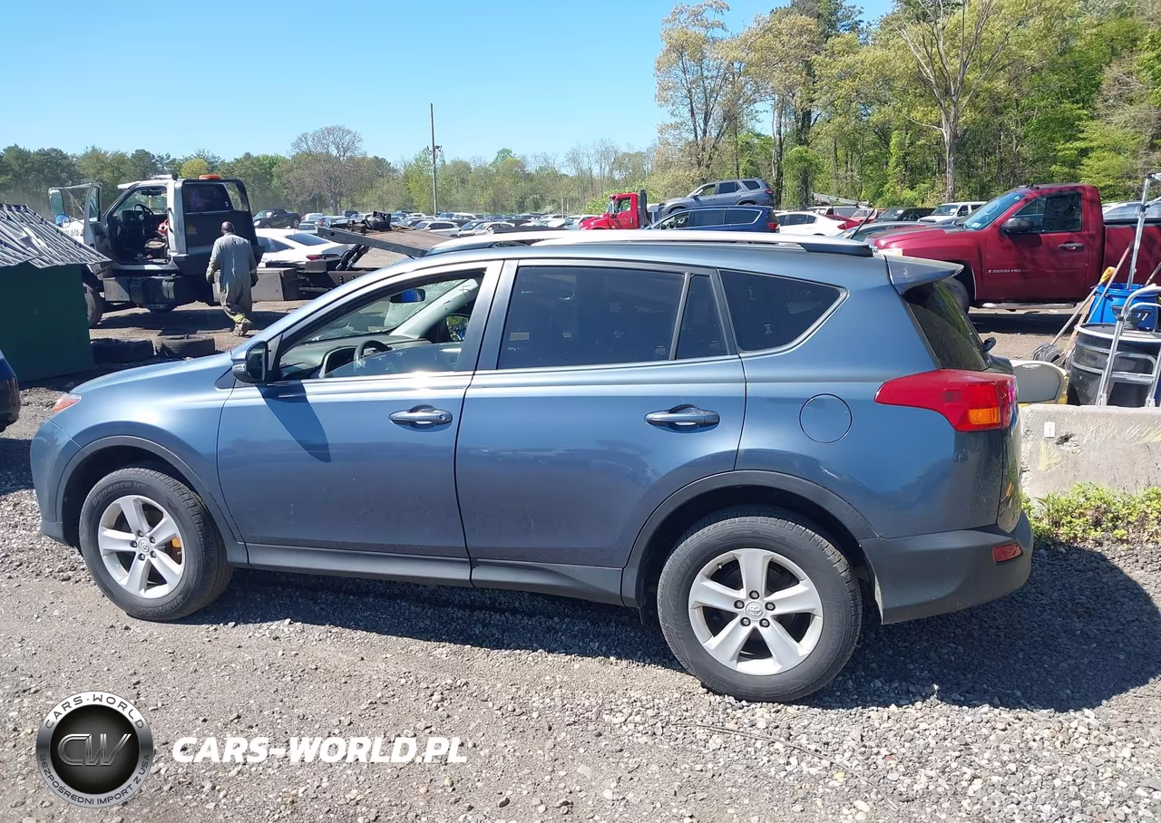 2013 Toyota Rav4 Xle VIN:JTMRFREV2DD012406 - 14