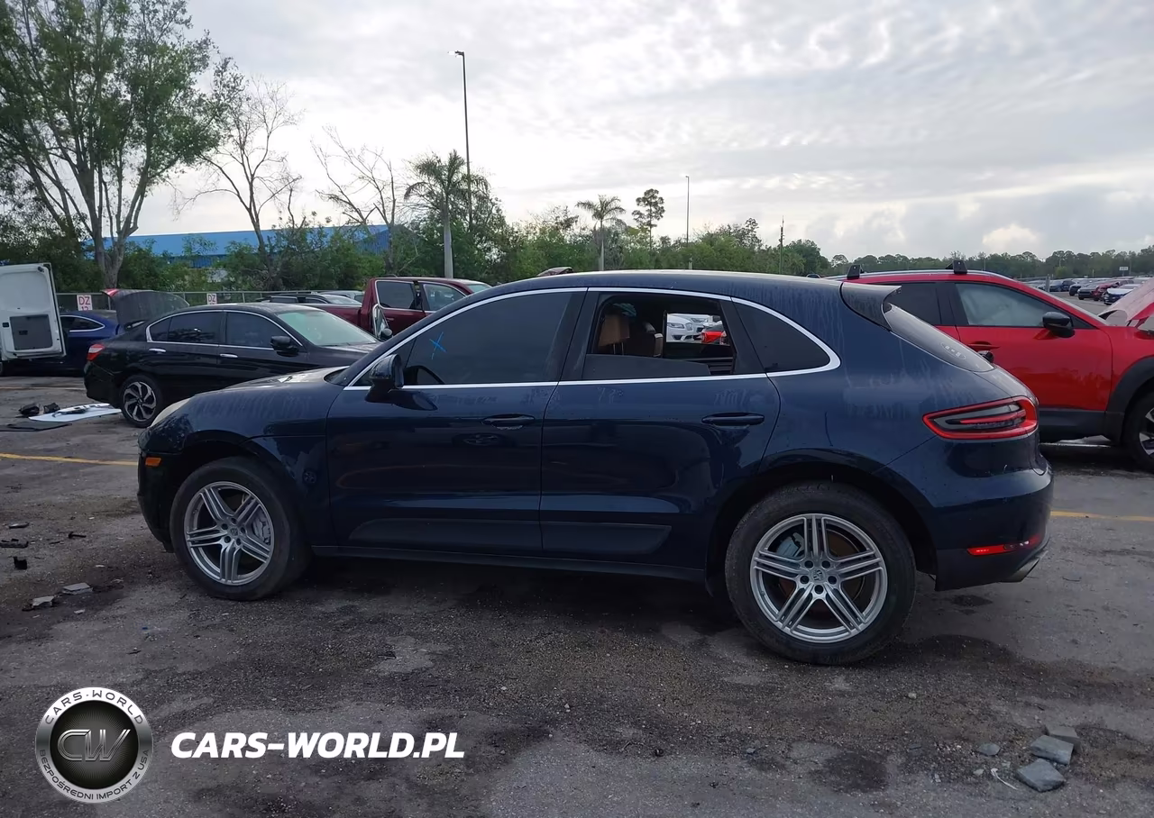 2017 Porsche Macan S VIN:WP1AB2A59HLB15435 - 14