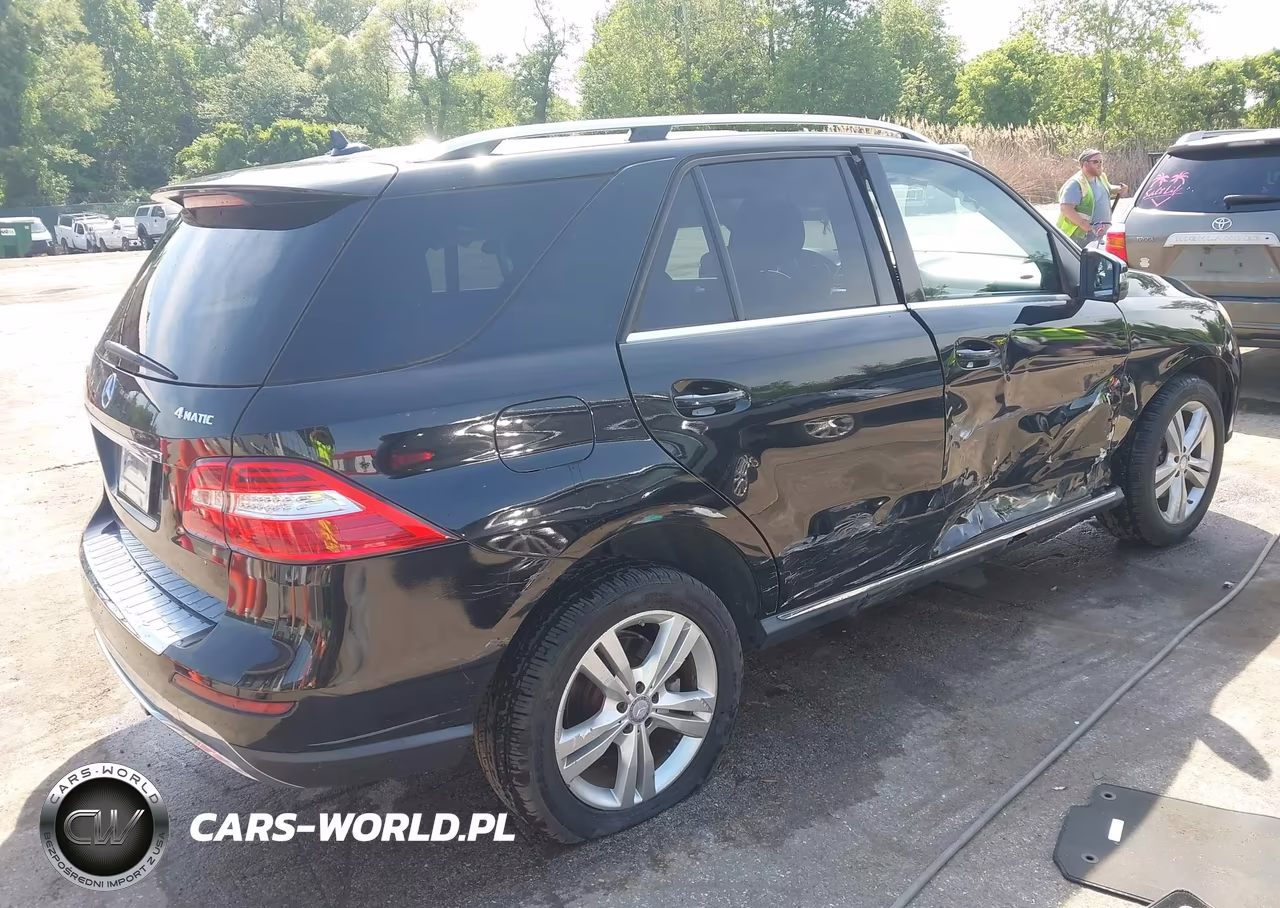 2015 Mercedes-Benz Ml 350 4Matic VIN:4JGDA5HBXFA533134 - 4