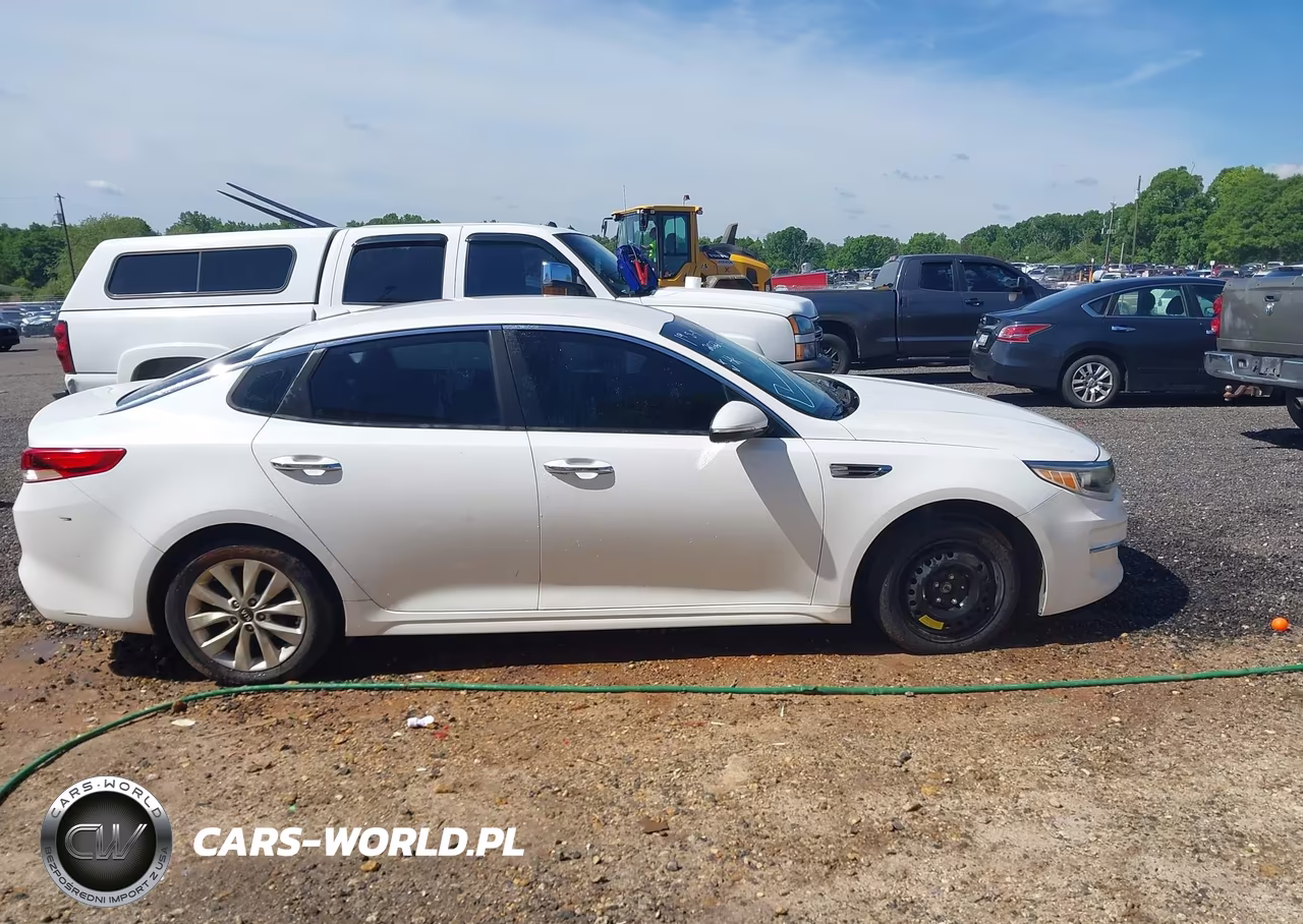 2017 Kia Optima Lx VIN:5XXGT4L37HG147669 - 14