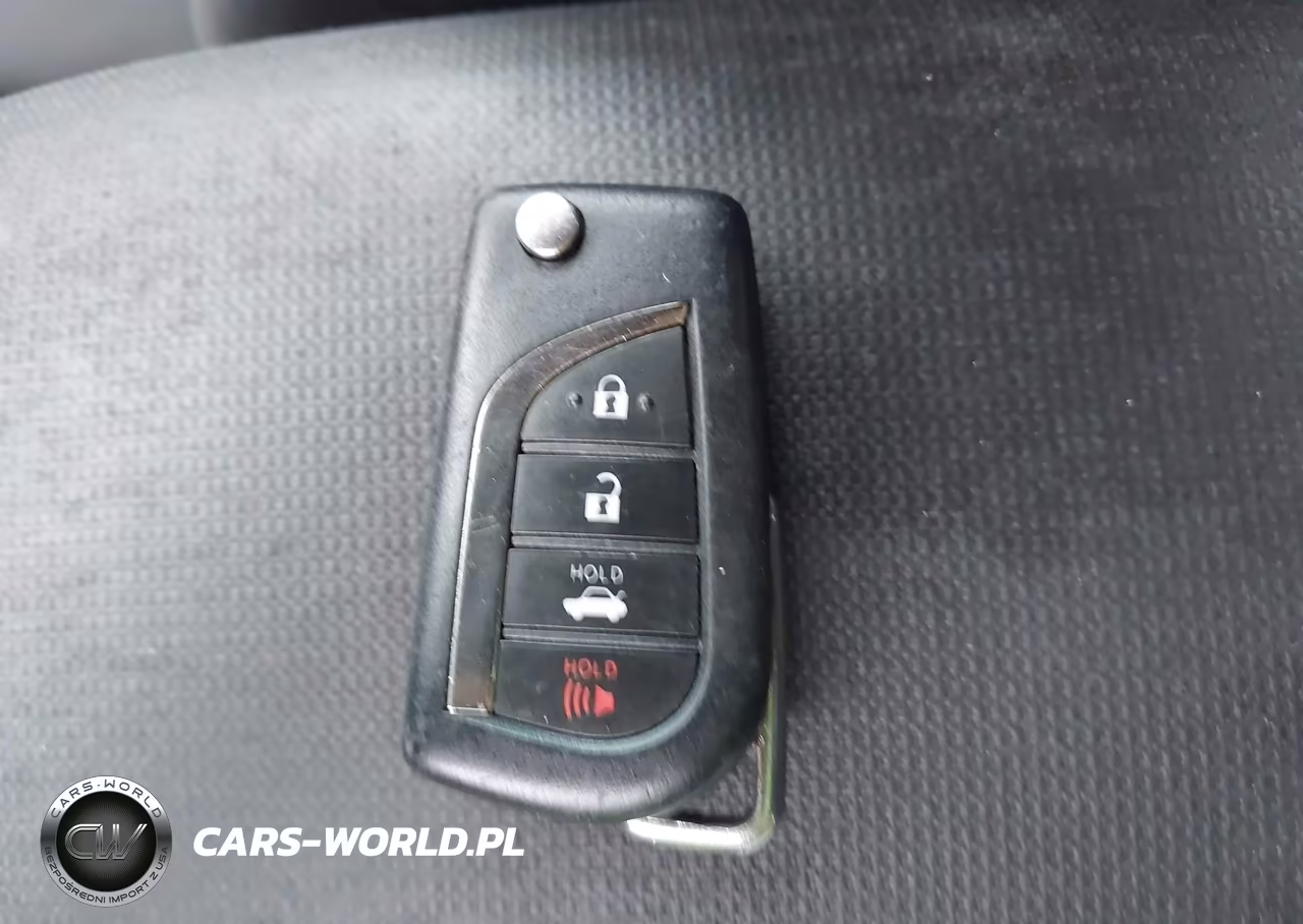 2020 Toyota Corolla Le VIN:5YFEPRAE5LP131015 - 11