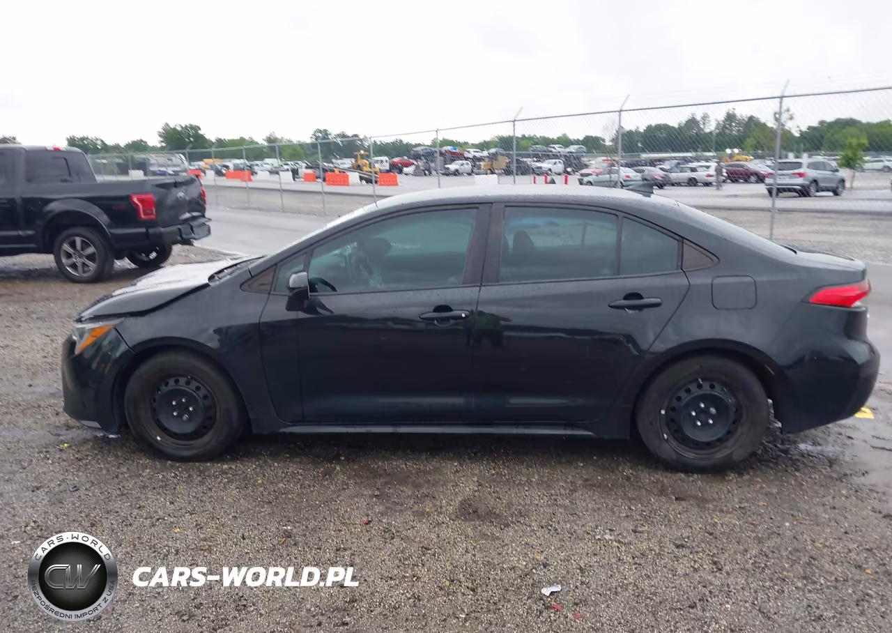 2020 Toyota Corolla Le VIN:5YFEPRAE5LP131015 - 15