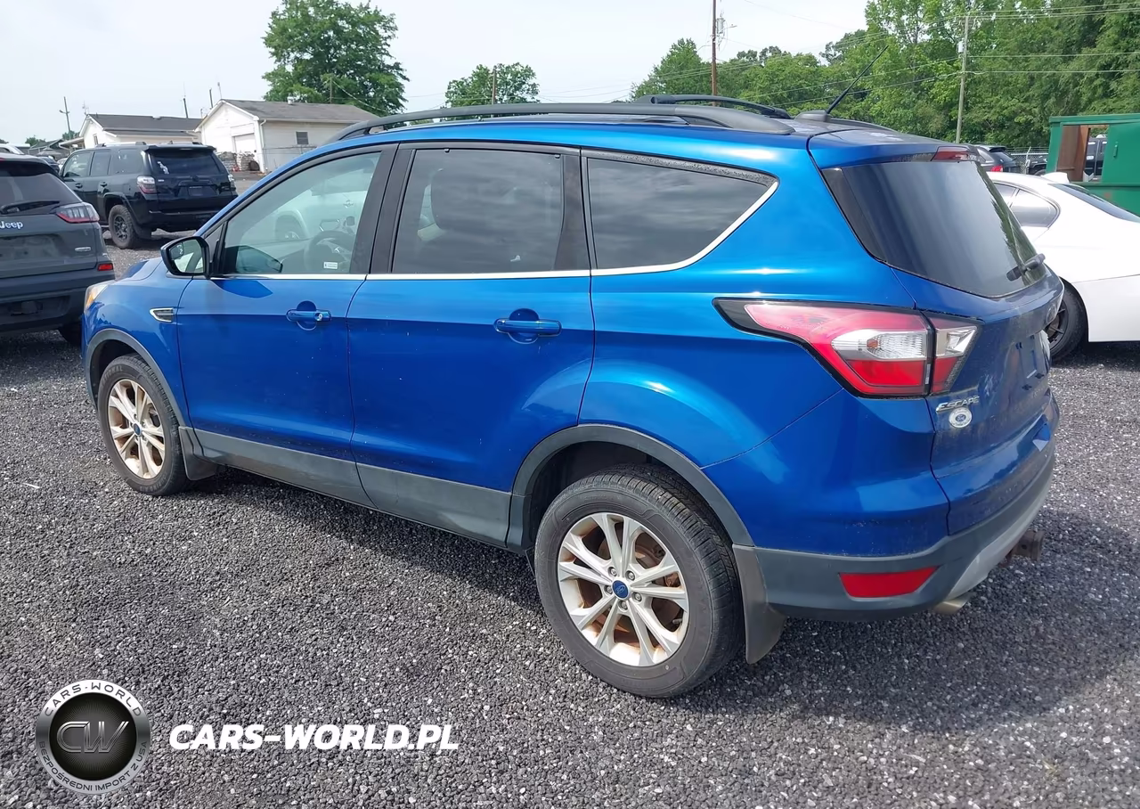 2018 Ford Escape Se VIN:1FMCU9GD5JUD48672 - 3