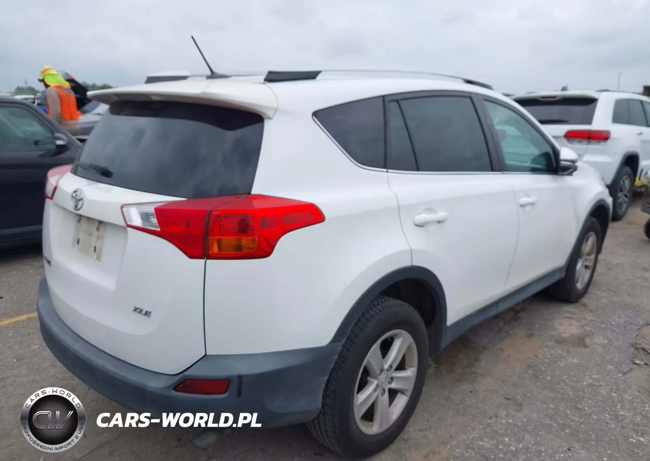 2014 Toyota Rav4 Xle VIN:2T3WFREV7EW119488 - 4