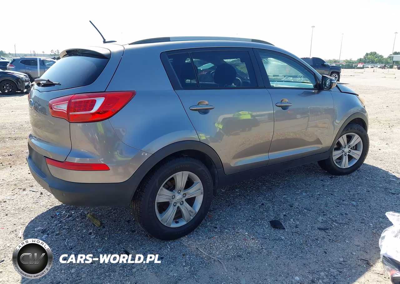 2012 Kia Sportage Lx VIN:KNDPB3A22C7295060 - 4