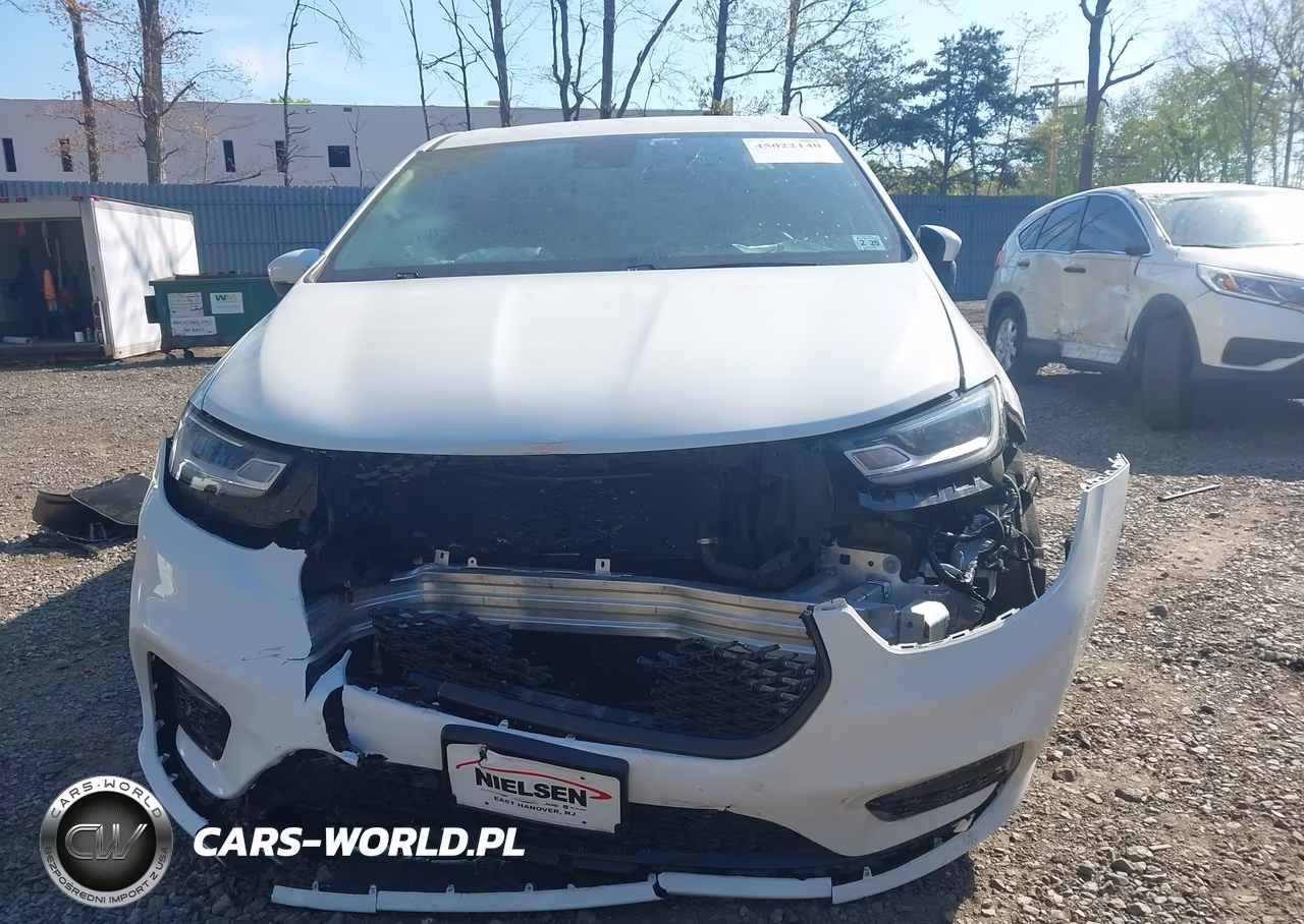2023 Chrysler Pacifica Hybrid Touring L VIN:2C4RC1L78PR599629 - 13