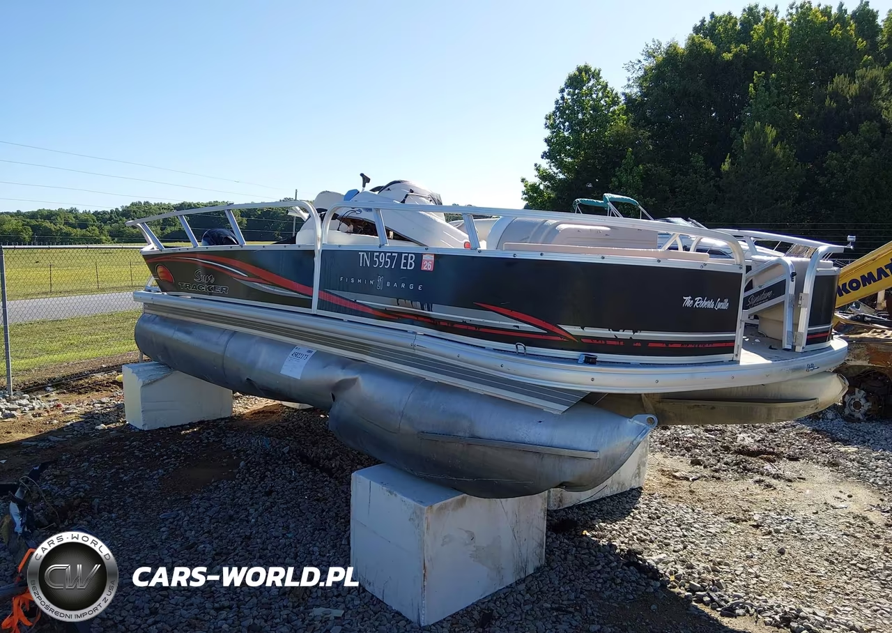 2011 Suntracker Ph30 Pontoon Boat