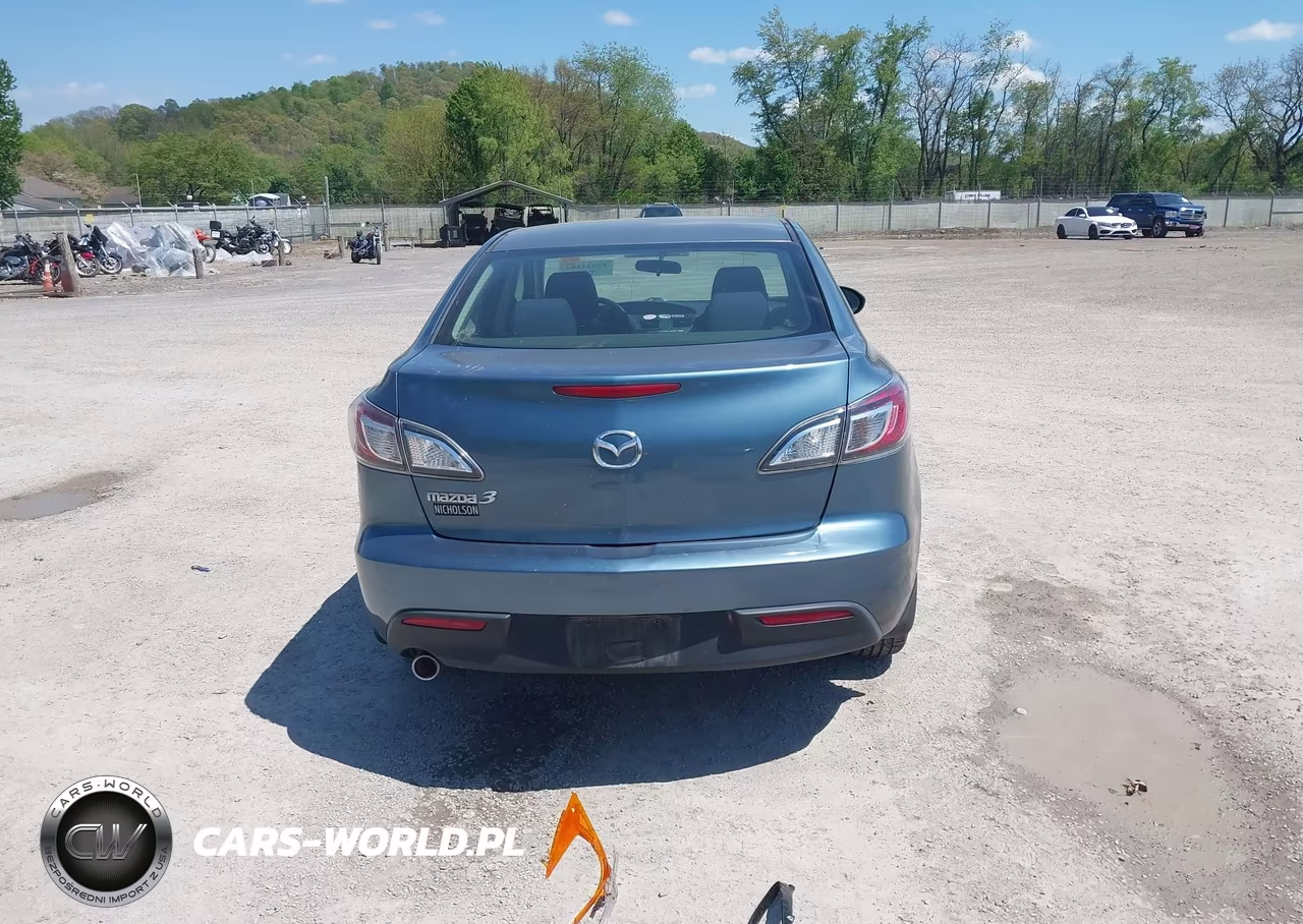 2010 Mazda Mazda3 I Touring VIN:JM1BL1SF7A1264724 - 17
