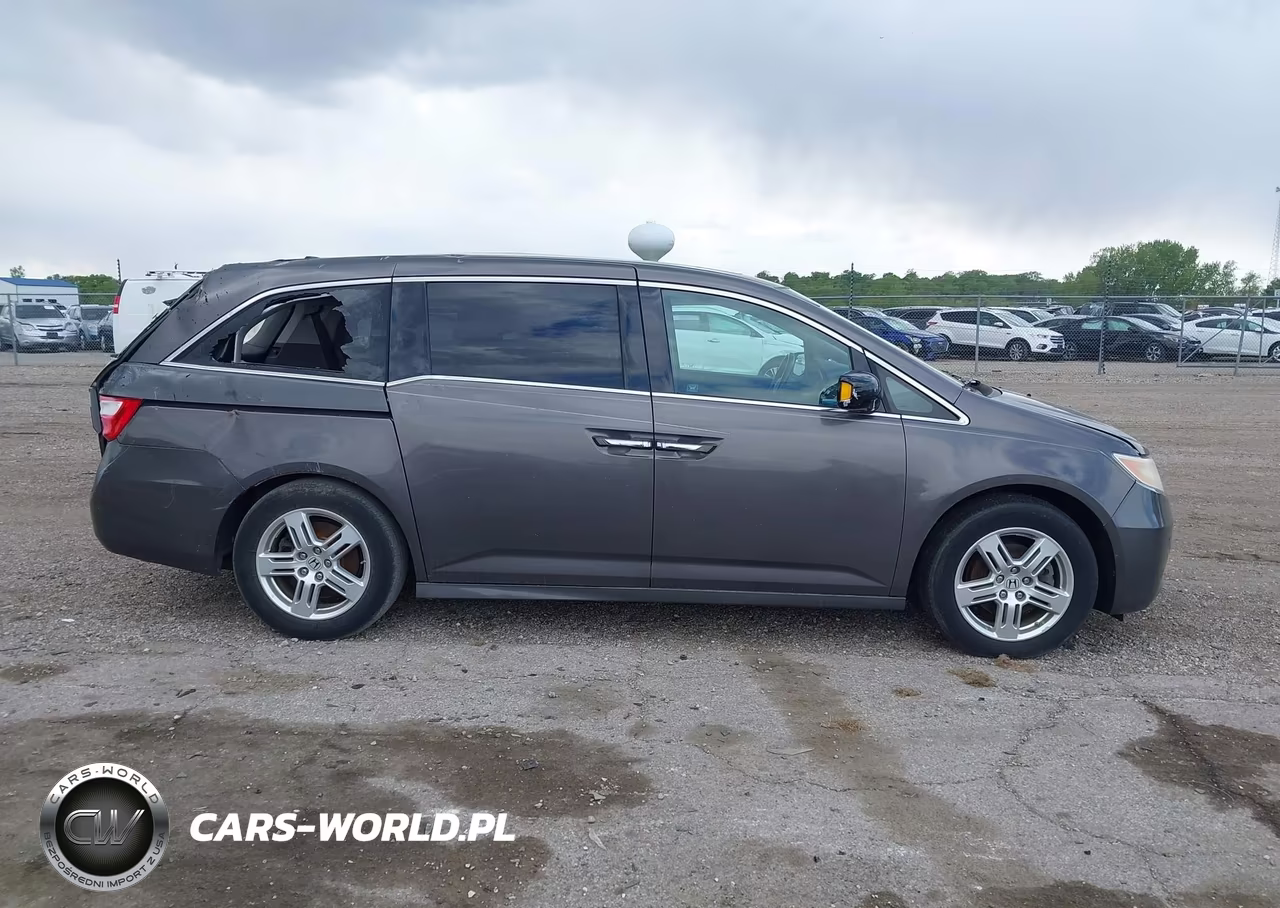 2012 Honda Odyssey Touring-Touring Elite VIN:5FNRL5H9XCB065281 - 13
