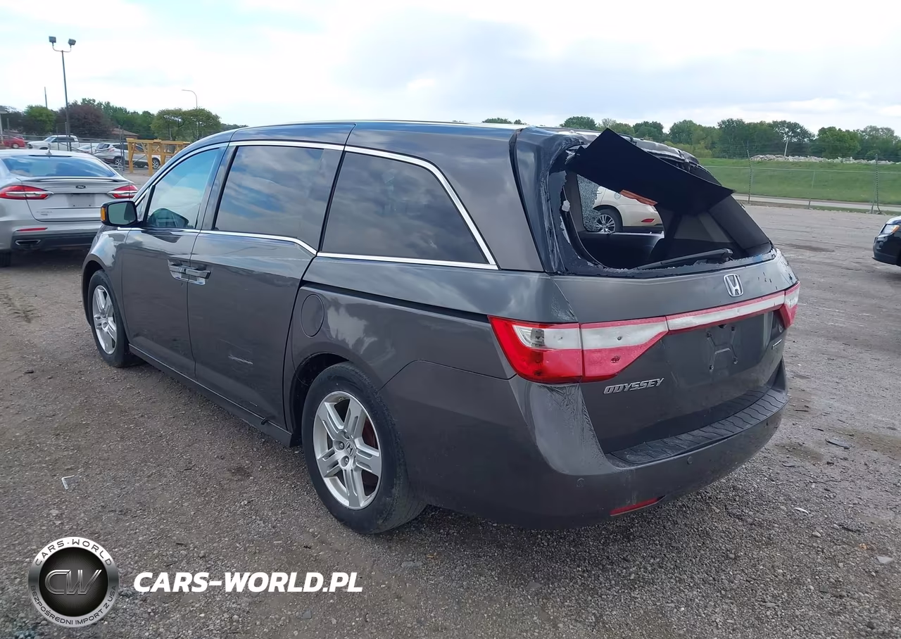2012 Honda Odyssey Touring-Touring Elite VIN:5FNRL5H9XCB065281 - 3