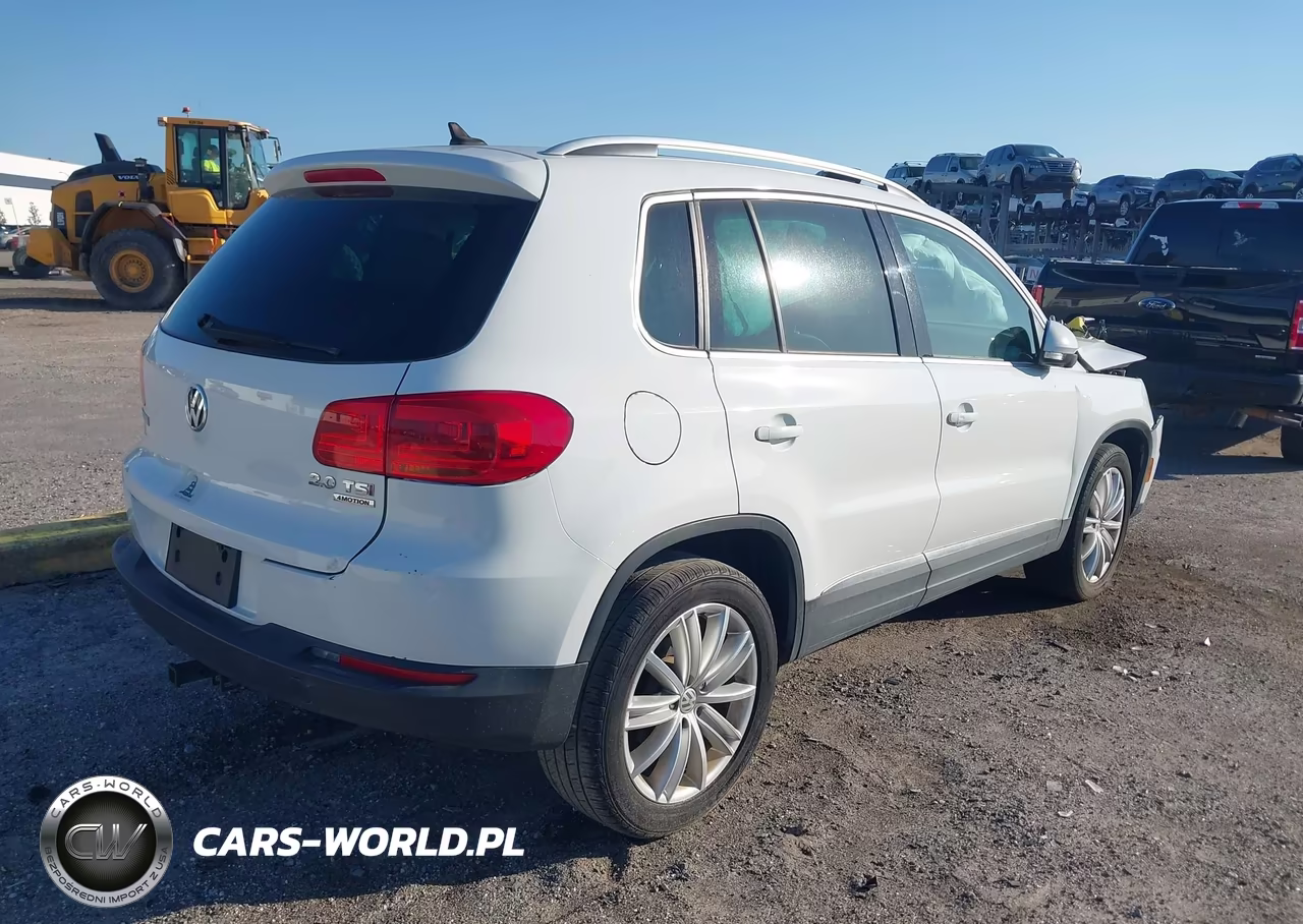 2015 Volkswagen Tiguan Sel VIN:WVGBV7AX2FW518160 - 4