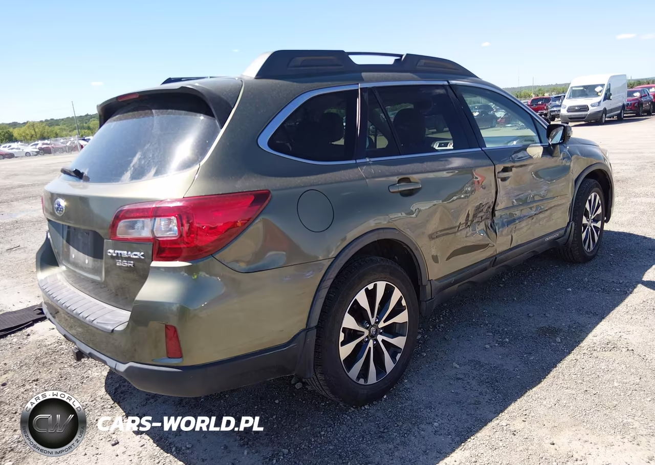 2015 Subaru Outback 3.6R Limited VIN:4S4BSELC8F3215327 - 4