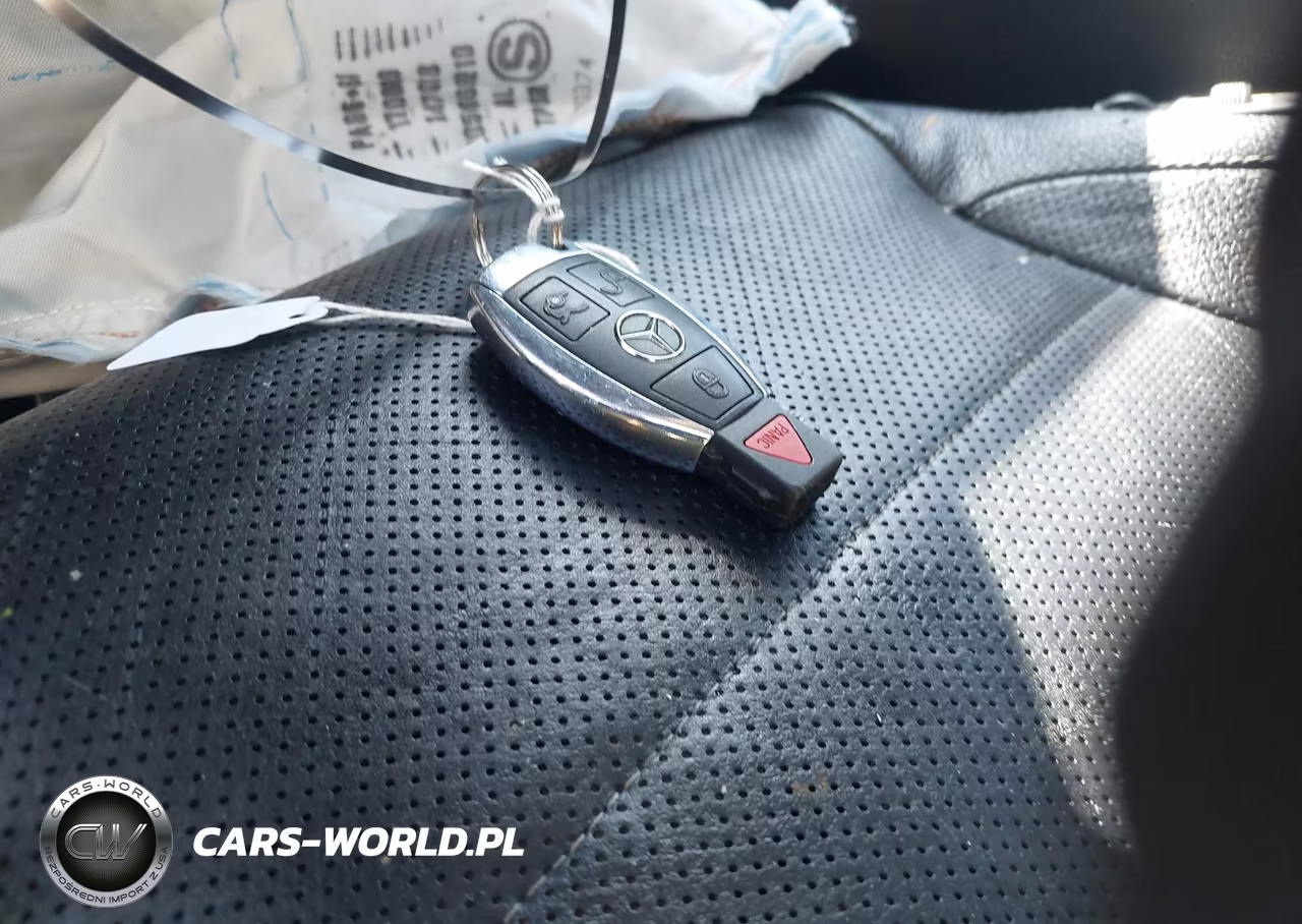 2010 Mercedes-Benz E 350 VIN:WDDKJ5GB1AF019199 - 11