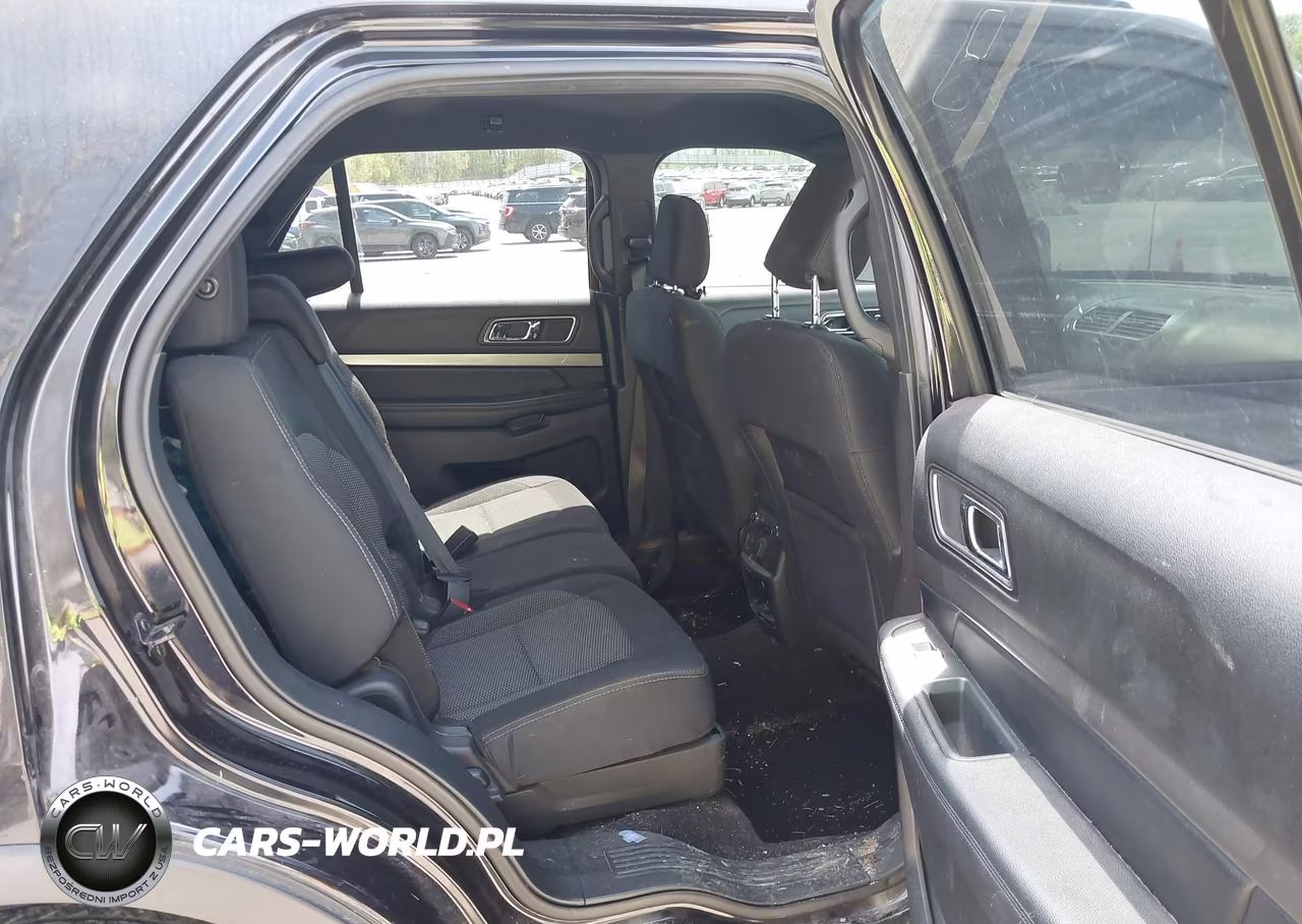 2019 Ford Explorer Xlt VIN:1FM5K8D8XKGB29156 - 8