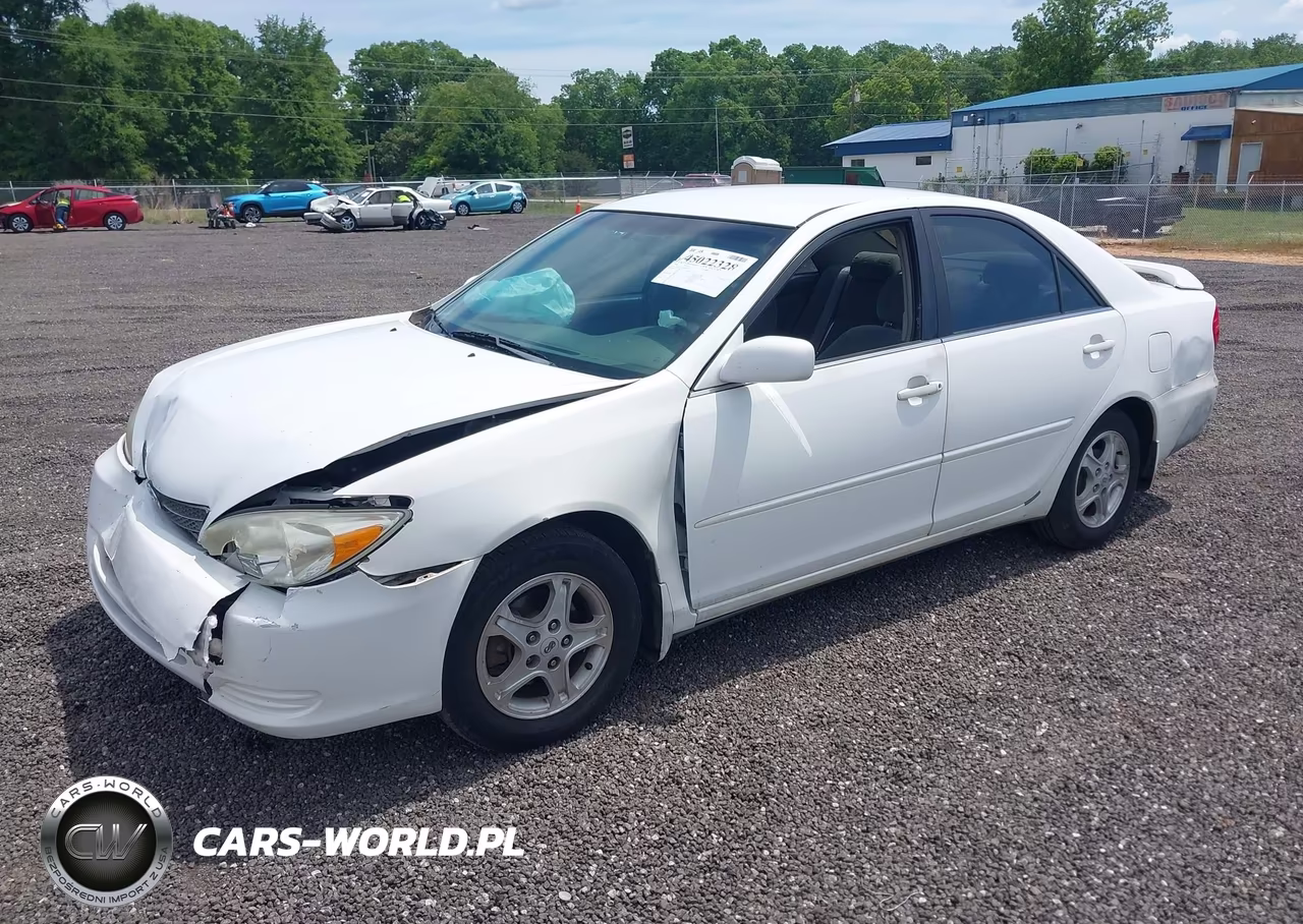 2002 Toyota Camry Le VIN:4T1BE32K32U048769 - 2