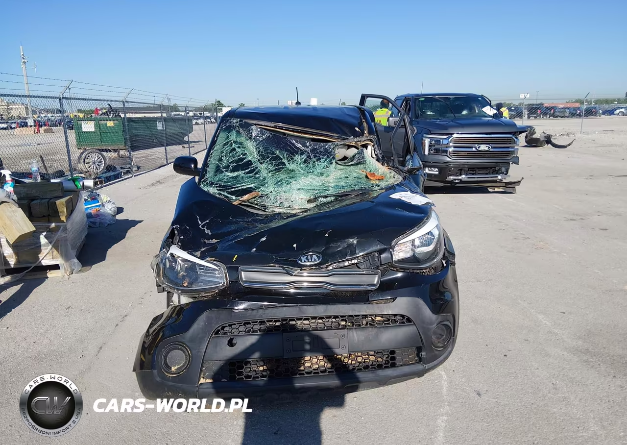 2018 Kia Soul VIN:KNDJN2A26J7535778 - 13