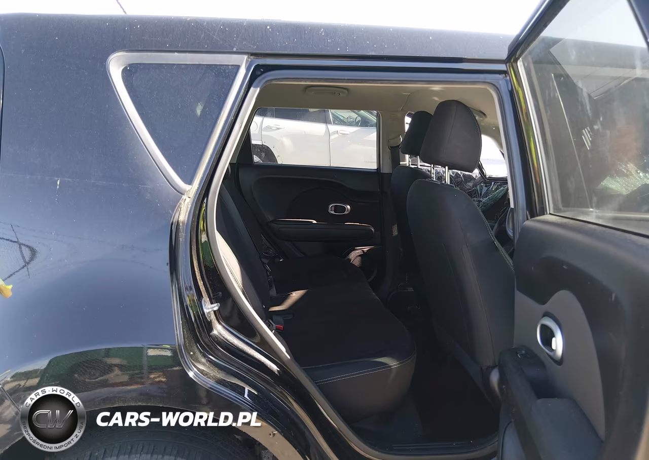 2018 Kia Soul VIN:KNDJN2A26J7535778 - 8