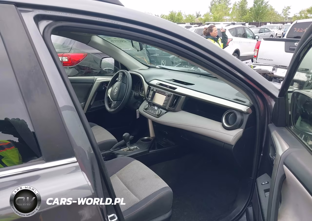 2015 Toyota Rav4 Xle VIN:JTMRFREV4FJ043225 - 5