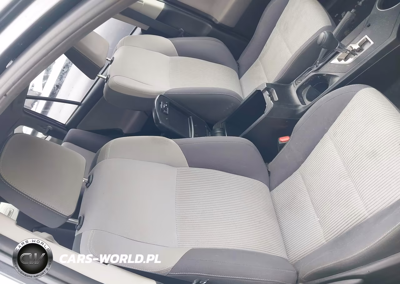 2015 Toyota Rav4 Xle VIN:JTMRFREV4FJ043225 - 8