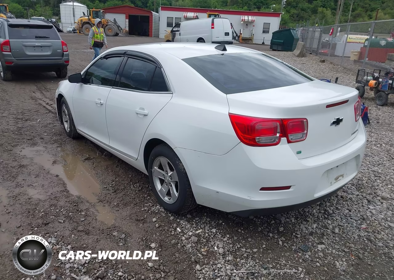 2014 Chevrolet Malibu 1Ls VIN:1G11B5SL9EF270747 - 3