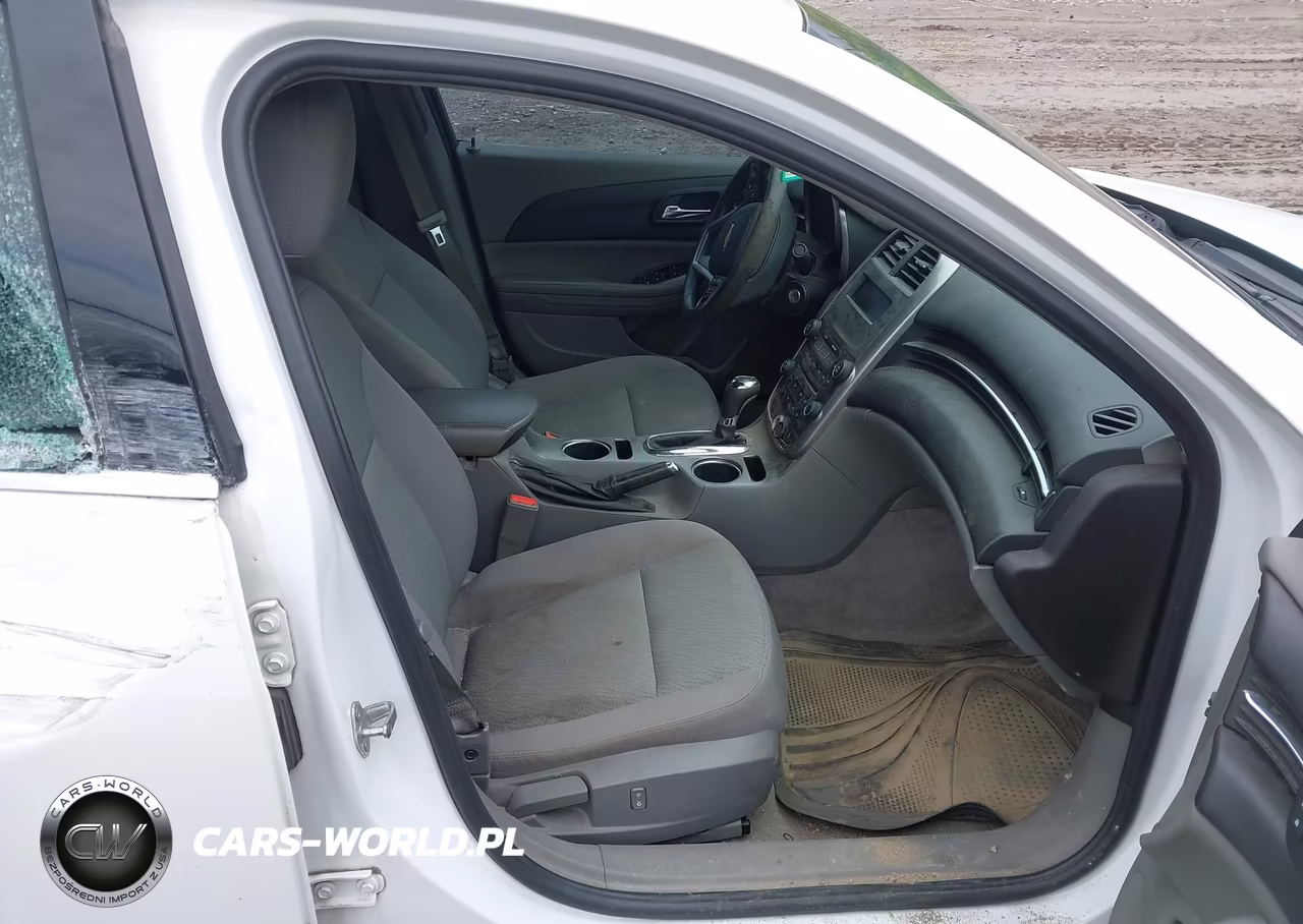 2014 Chevrolet Malibu 1Ls VIN:1G11B5SL9EF270747 - 5