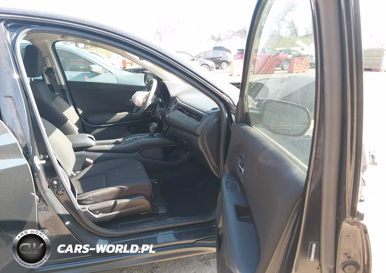 2017 Honda Hr-V Lx VIN:3CZRU6H31HG703301 - 5