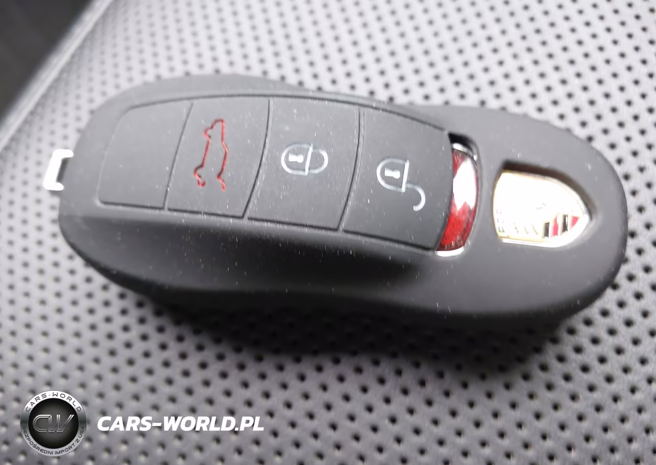 2024 Porsche Macan T VIN:WP1AA2A5XRLB06683 - 11