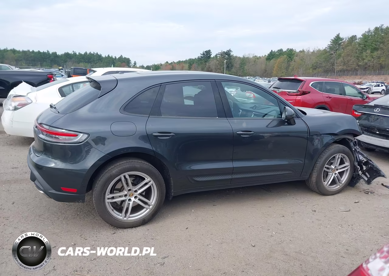 2024 Porsche Macan T VIN:WP1AA2A5XRLB06683 - 13