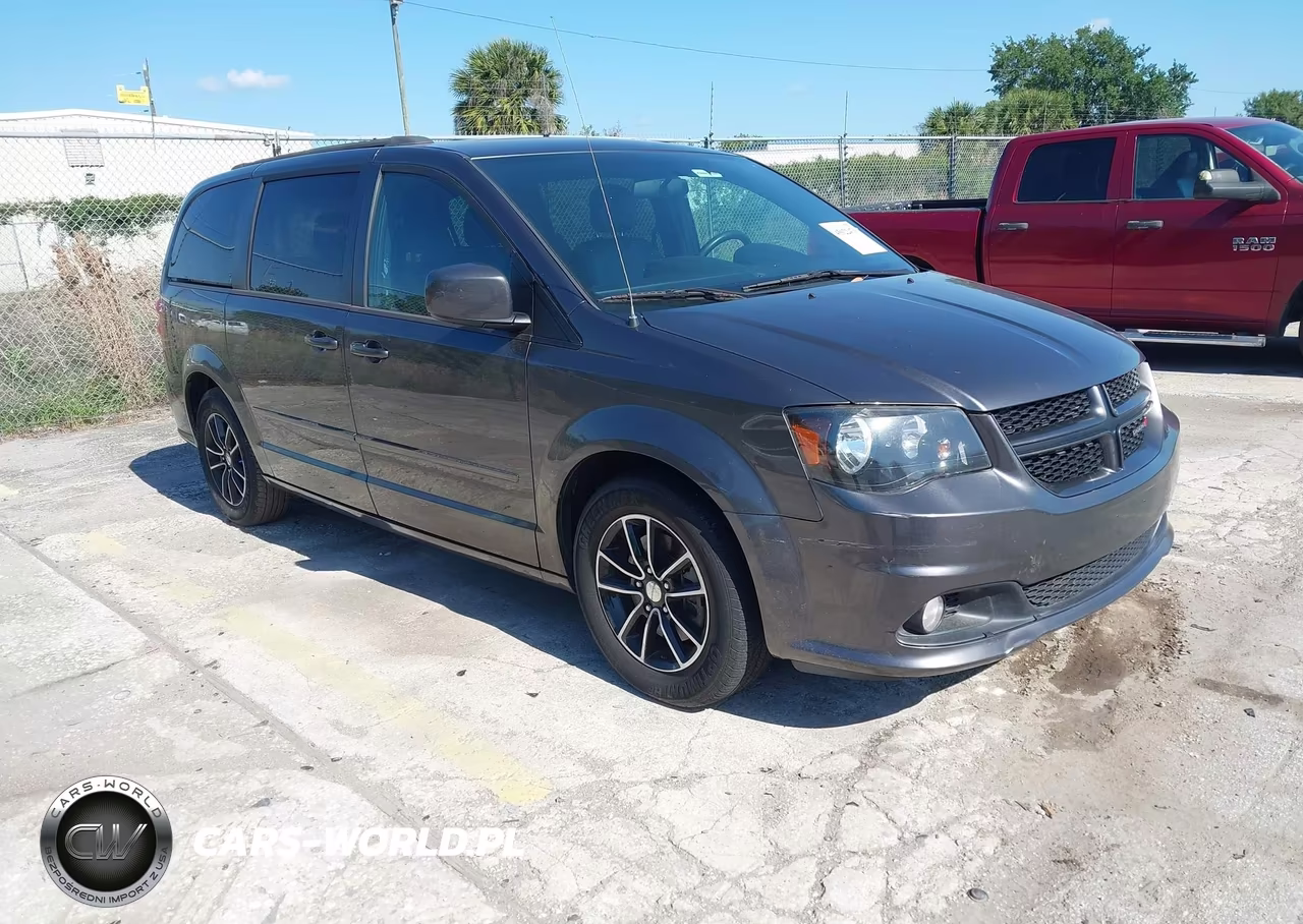 2016 Dodge Grand Caravan R-T