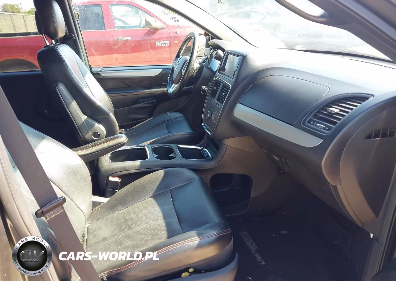 2016 Dodge Grand Caravan R-T VIN:2C4RDGEG9GR367439 - 5
