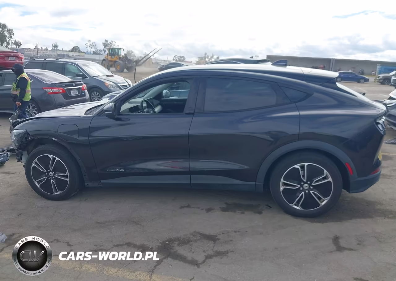 2022 Ford Mustang Mach-E Select VIN:3FMTK1SSXNMA52280 - 15