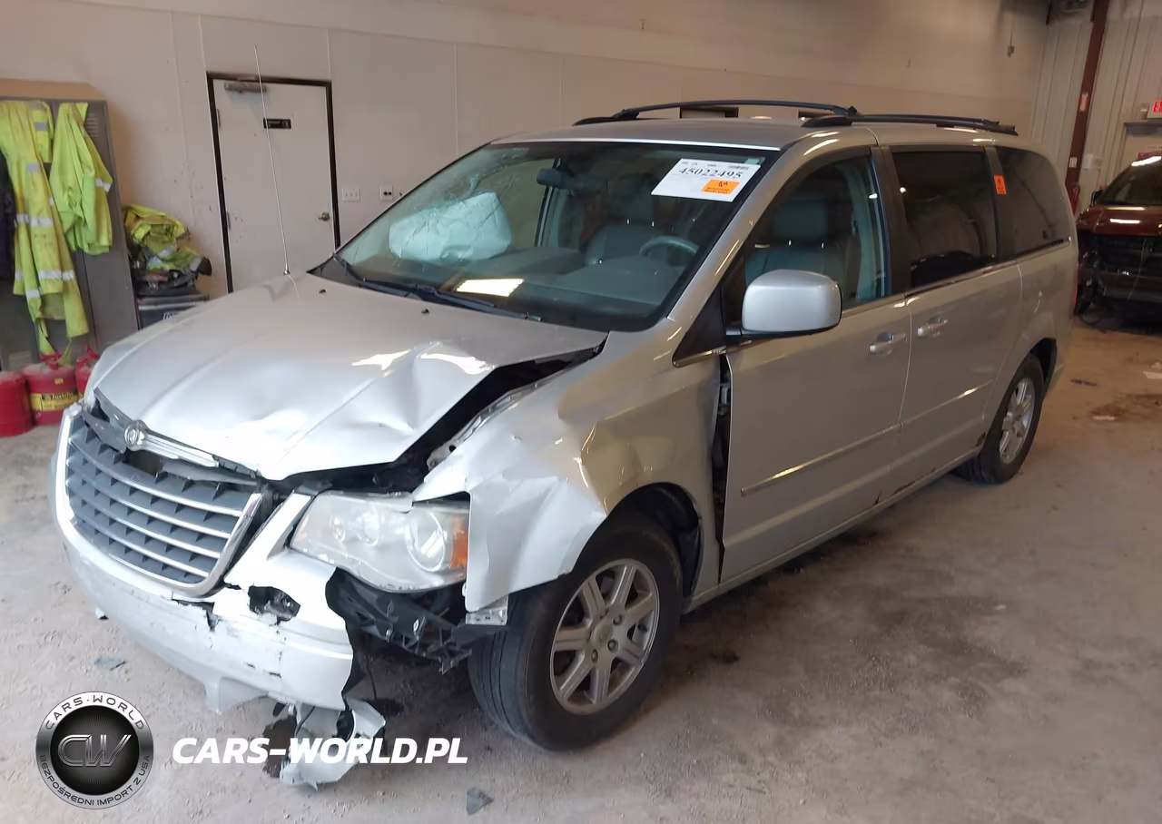 2010 Chrysler Town & Country Touring VIN:2A4RR5D19AR368868 - 2