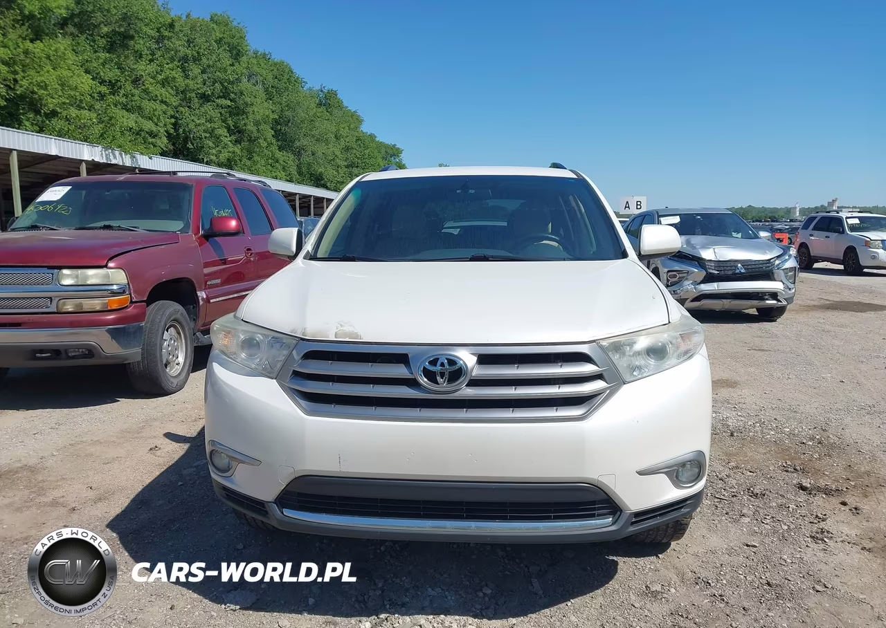 2013 Toyota Highlander Base Plus V6 VIN:5TDBK3EH8DS255162 - 12