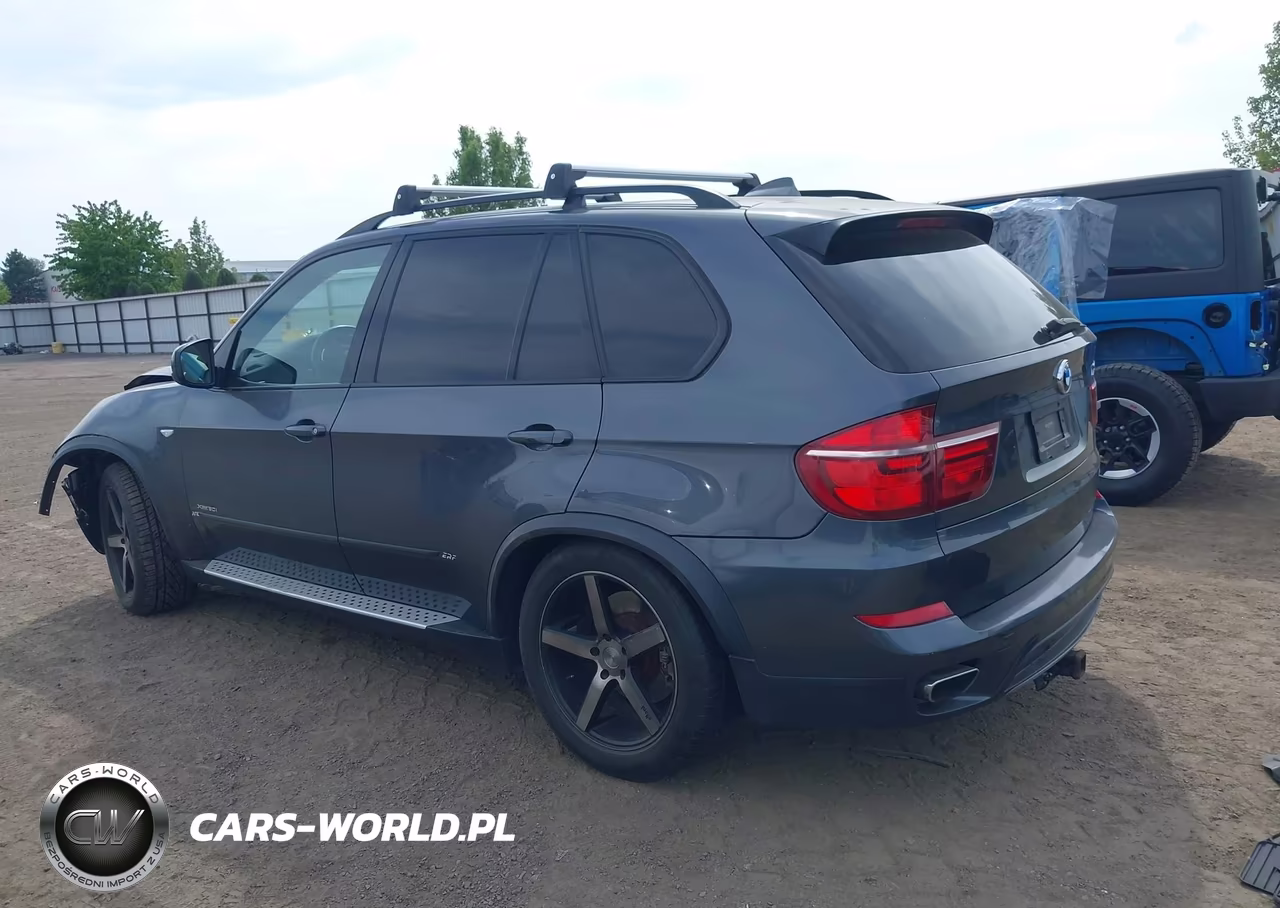 2013 BMW X5 xDrive50I VIN:5UXZV8C55D0C16481 - 14